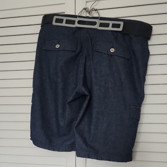 Guess Men's Dark Blue Denim Cargo Shorts with Belt - Picture 2 of 3